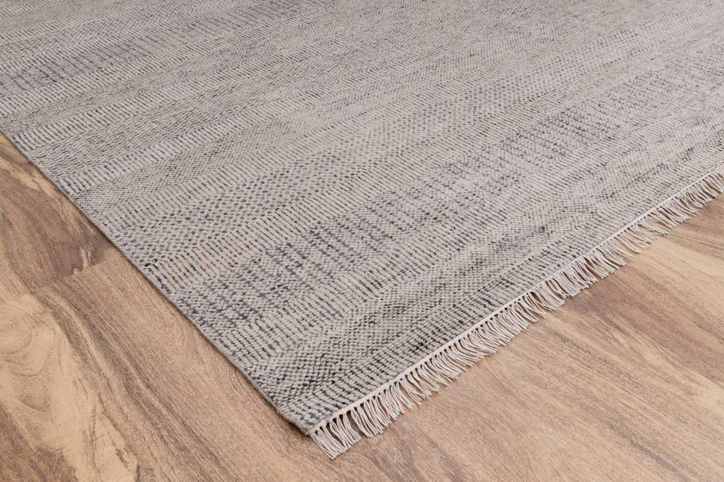 Luxury - Larkspur Grey Charcoal Wool & Bamboo Silk Hand Knotted Premium Carpet