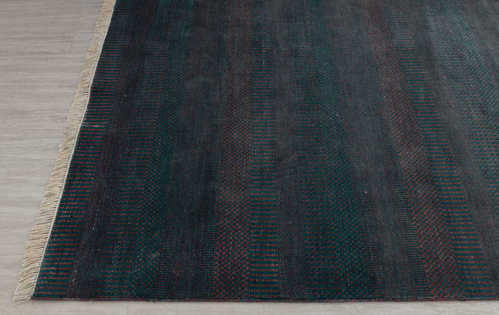 Luxury - Wild Orchid Blue Red Wool & Bamboo Silk Hand Knotted Premium Carpet