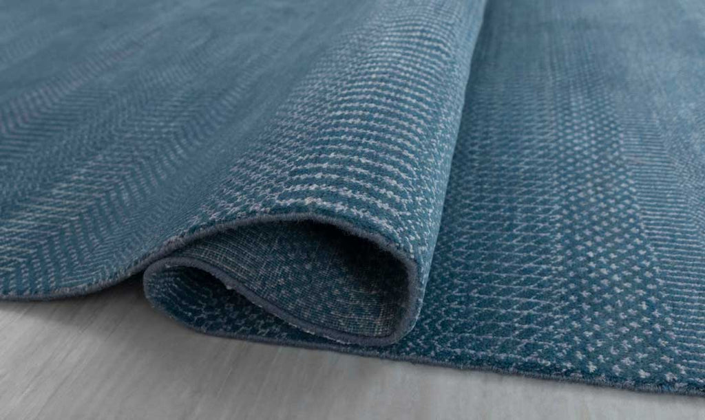 Luxury - Soho Blue Grey Wool & Bamboo Silk Hand Knotted Premium Carpet