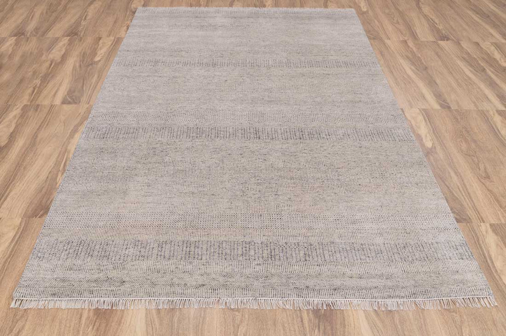 Luxury - Larkspur Grey Charcoal Wool & Bamboo Silk Hand Knotted Premium Carpet