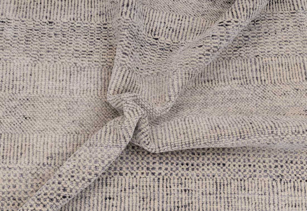 Luxury - Larkspur Grey Charcoal Wool & Bamboo Silk Hand Knotted Premium Carpet