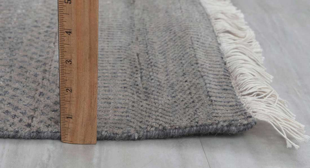 Luxury - Waverly Grey Silver Wool & Bamboo Silk Hand Knotted Premium Carpet