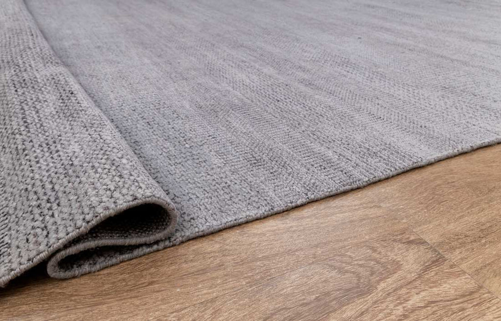 Luxury - Vlad Grey Silver Wool & Bamboo Silk Hand Knotted Premium Carpet