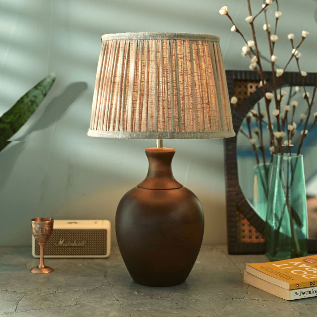 Solid Potra Night Lamp Table Lamp