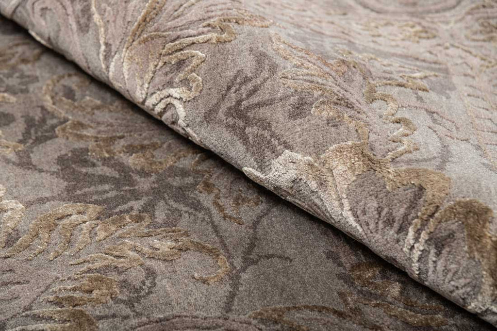 Luxury - Spring Brown Wool & Silk Hand Knotted Premium Carpet