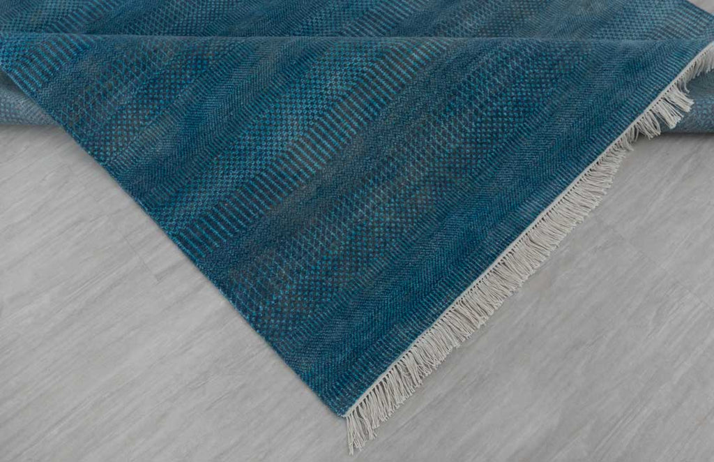 Luxury - Crissy Blue Grey Wool & Bamboo Silk Hand Knotted Premium Carpet